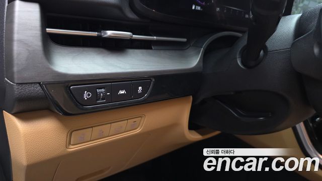 Kia Canival 2023 — photo 33