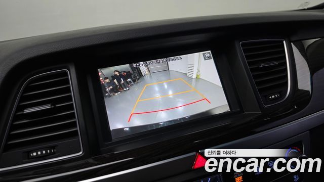 Genesis G80 2019 — photo 20