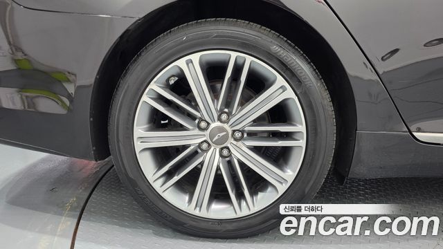 Genesis G80 2019 — photo 7