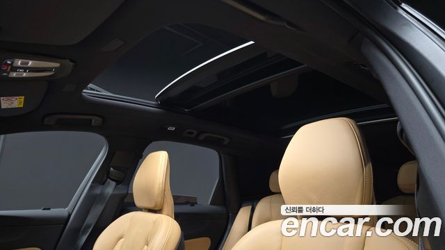 Volvo XC60 2023 — photo 24