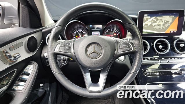Mercedes-Benz C-Class 2017 — photo 13