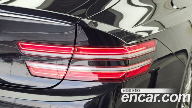 Genesis G80 2021 — photo 9