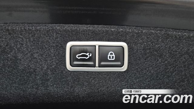 Genesis G80 2021 — photo 32