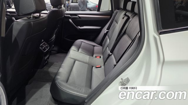 BMW X3 2016 — photo 11