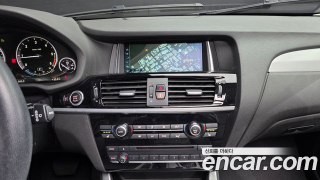 BMW X3 2016 — photo 17