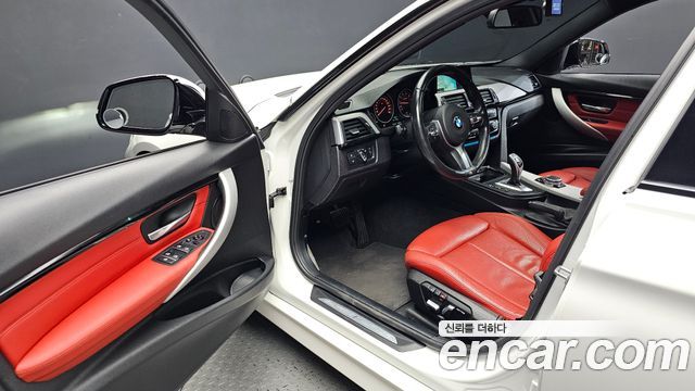 BMW 3-Series 2017 — photo 10