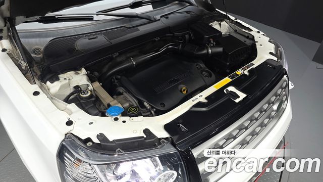 Land Rover Freelander 2014 — photo 6