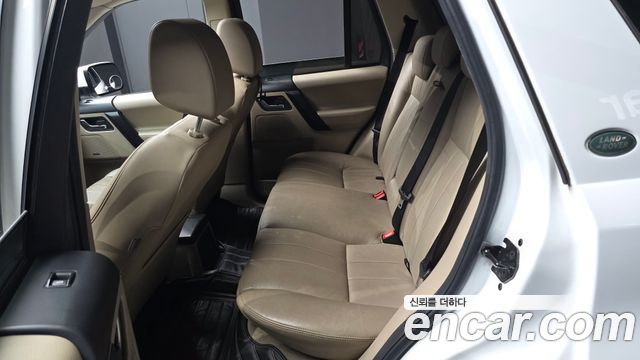 Land Rover Freelander 2014 — photo 12