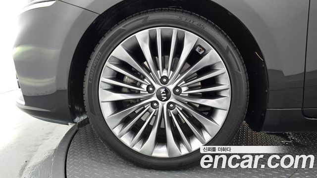 Kia K7 2017 — photo 5