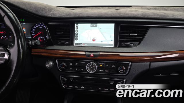 Kia K7 2017 — photo 13