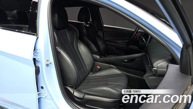 Hyundai AVANTE 2022 — photo 17