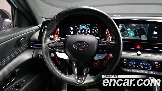 Hyundai AVANTE 2022 — photo 19