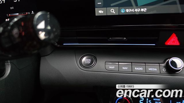 Hyundai AVANTE 2022 — photo 26
