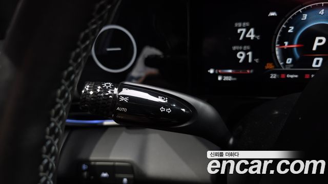 Hyundai AVANTE 2022 — photo 28