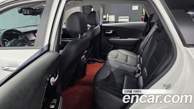 Kia Niro 2022 — photo 16