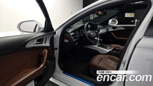 Audi A6 2018 — photo 13