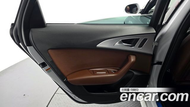 Audi A6 2018 — photo 15