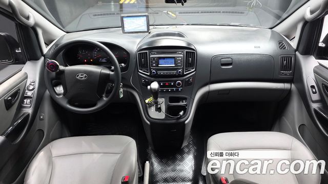 Hyundai Starex 2016 — photo 10