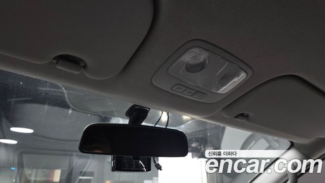 Hyundai Starex 2016 — photo 24
