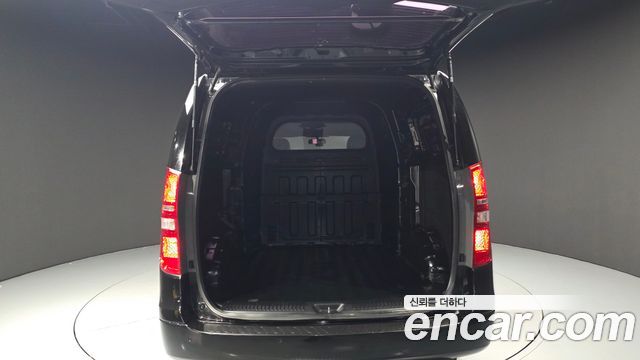 Hyundai Starex 2016 — photo 26