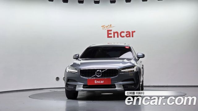 Volvo V90 2019 — photo 3