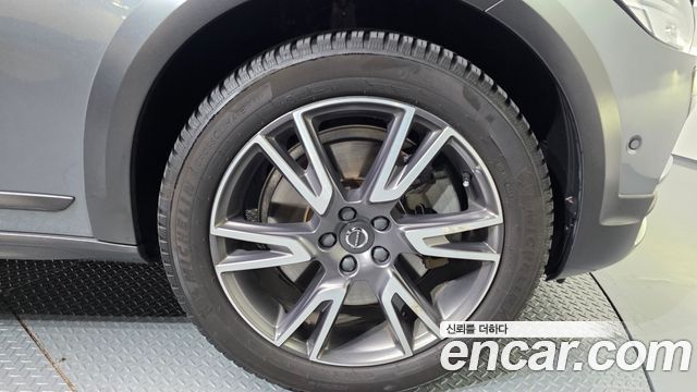 Volvo V90 2019 — photo 5