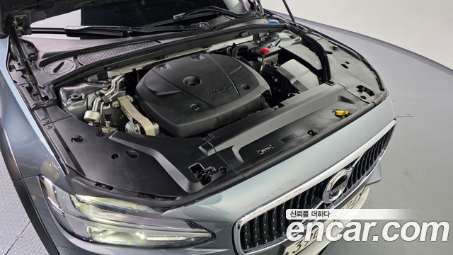 Volvo V90 2019 — photo 6