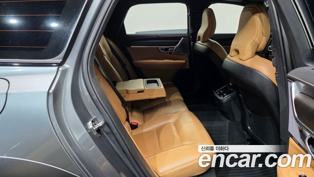 Volvo V90 2019 — photo 12