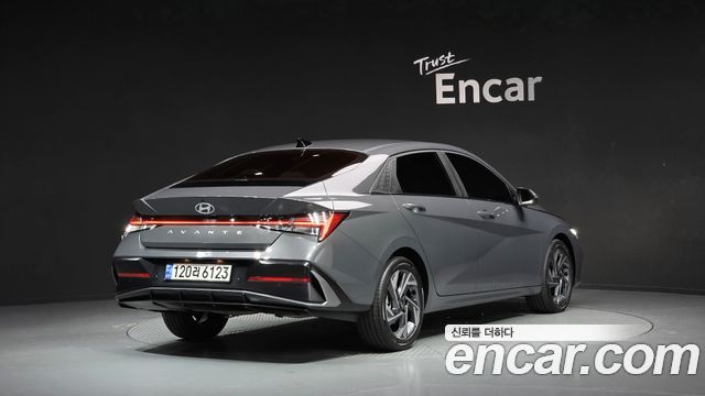 Hyundai AVANTE 2024 — photo 2