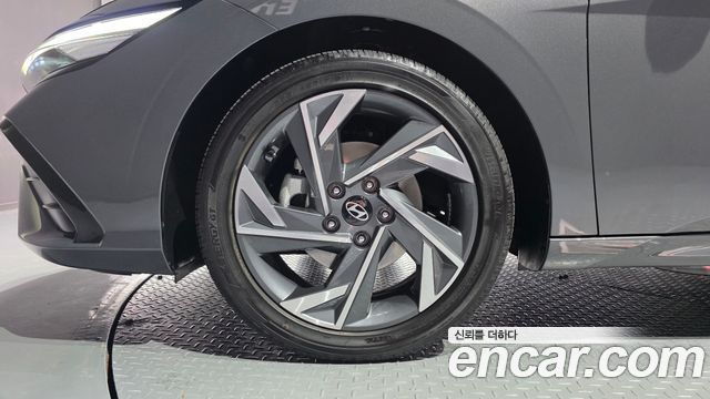 Hyundai AVANTE 2024 — photo 5