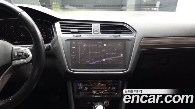 Volkswagen Tiguan 2022 — photo 14