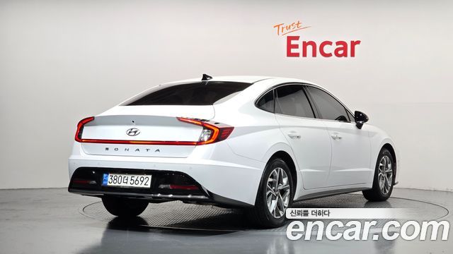 Hyundai Sonata 2023 — photo 2