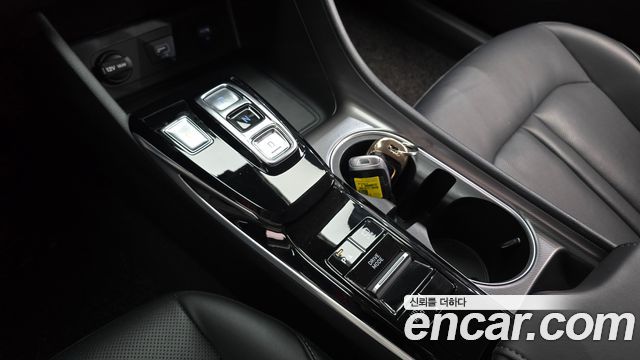 Hyundai Sonata 2023 — photo 12