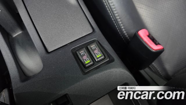 Mitsubishi Lancer 2010 — photo 18
