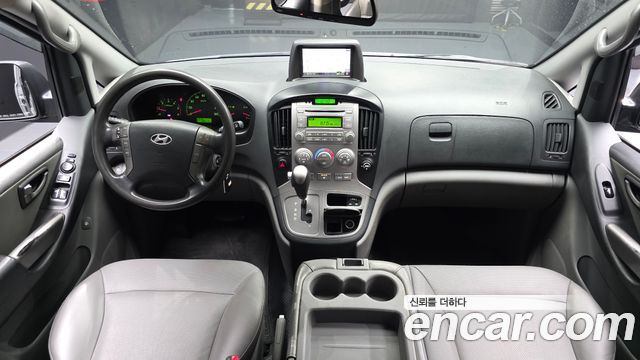 Hyundai Starex 2014 — photo 7