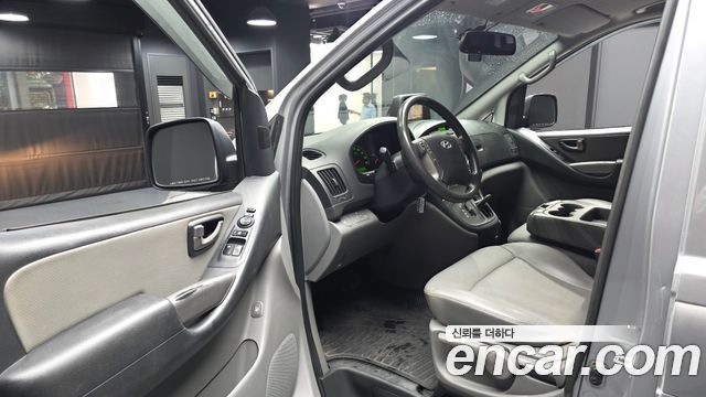 Hyundai Starex 2014 — photo 10