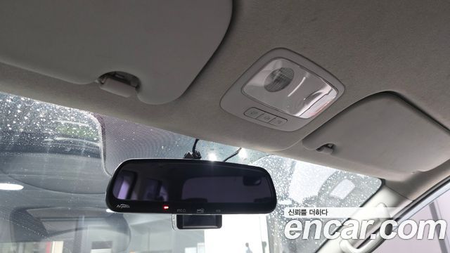Hyundai Starex 2014 — photo 18