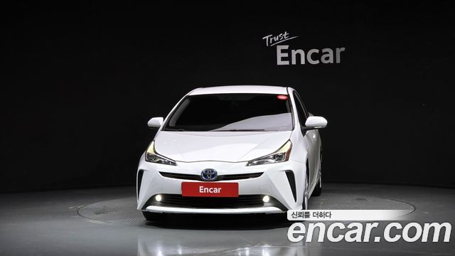 Toyota Prius 2019 — photo 3