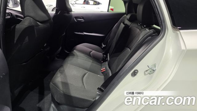 Toyota Prius 2019 — photo 11