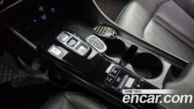 Hyundai Sonata 2022 — photo 9