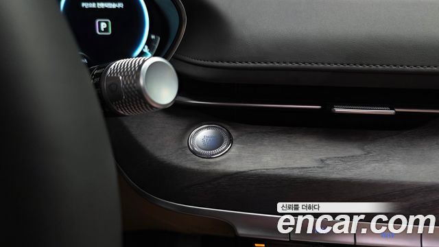 Genesis G80 2022 — photo 32