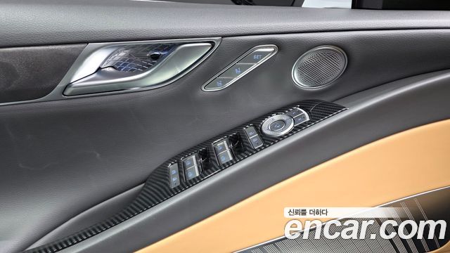 Genesis G80 2022 — photo 35