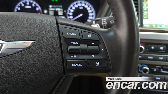 Hyundai Genesis 2015 — photo 16