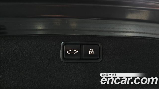 Hyundai Genesis 2015 — photo 17