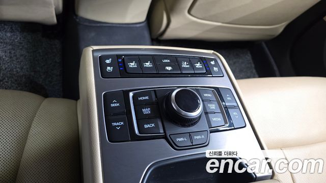 Hyundai Genesis 2015 — photo 19