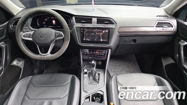 Volkswagen Tiguan 2023 — photo 7