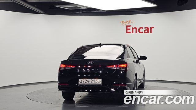 Hyundai AVANTE 2023 — photo 4