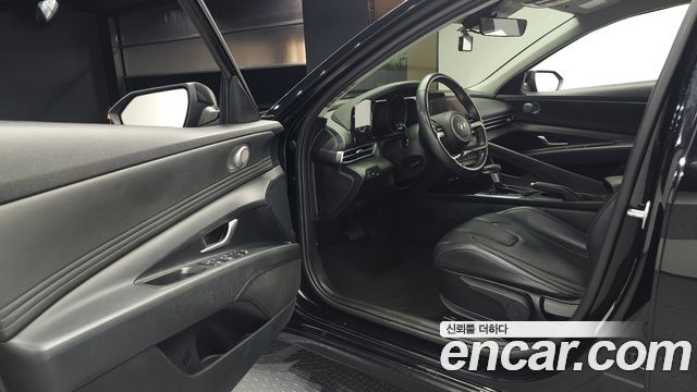 Hyundai AVANTE 2023 — photo 13