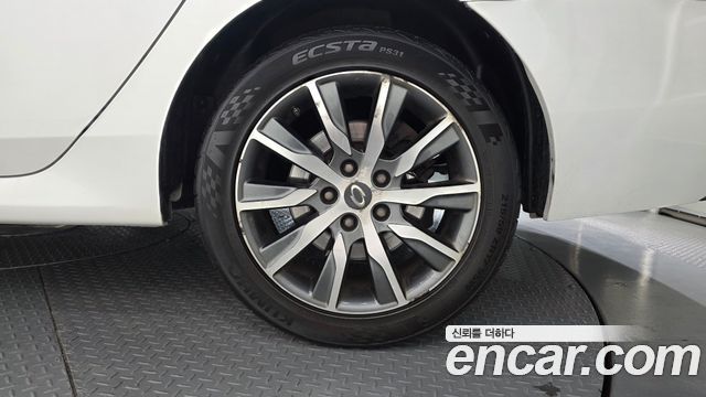 Renault Korea SM5  2015 — photo 7