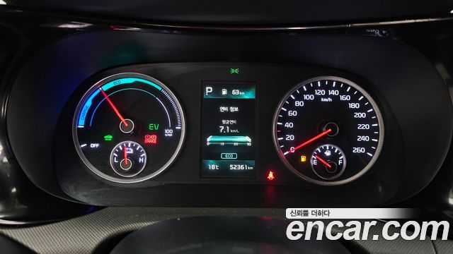 Kia K5 2022 — photo 11